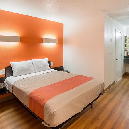 Motel 6-Grand Prairie, Tx - Near Six Flags Drive エクステリア 写真