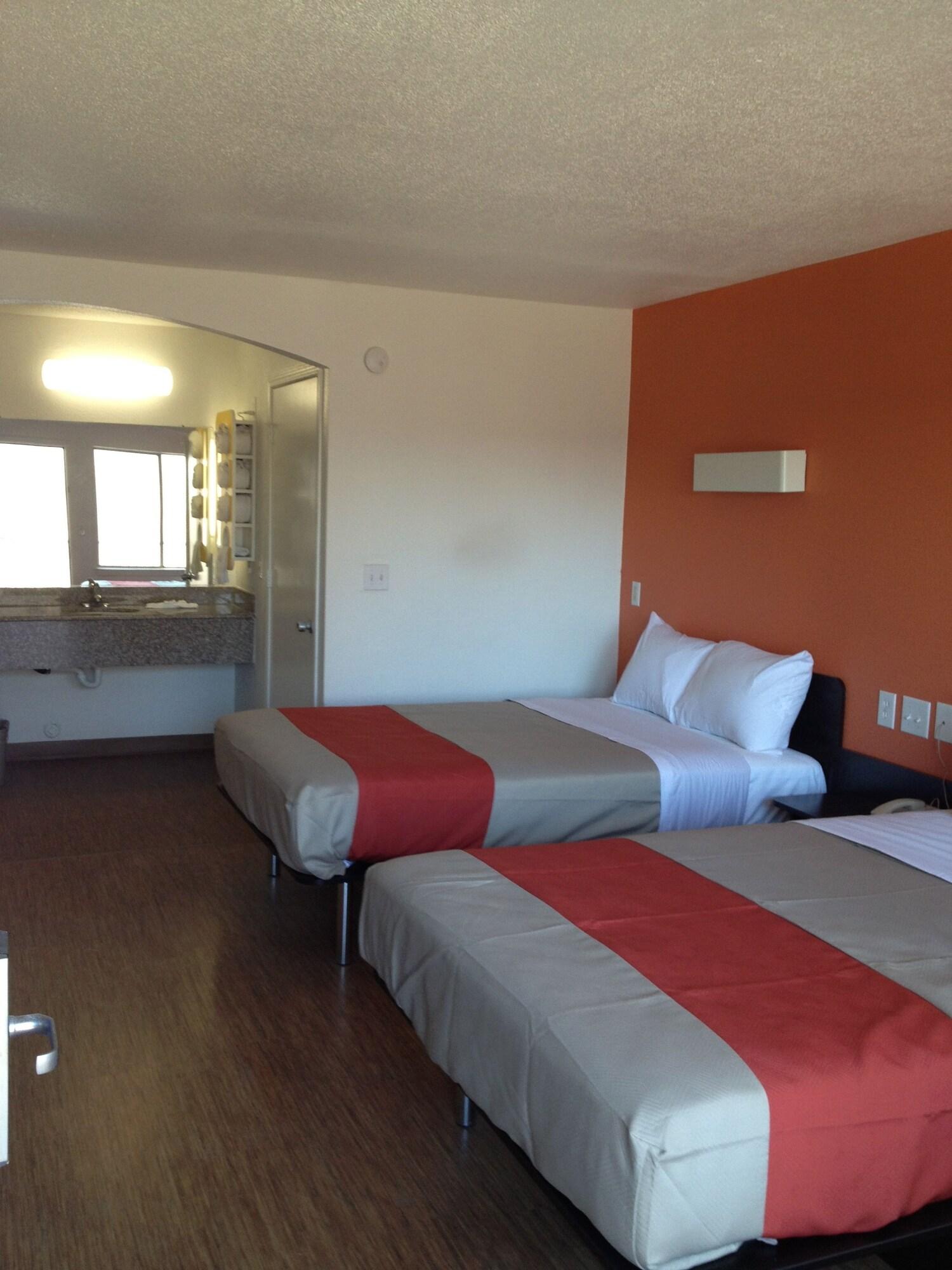 Motel 6-Grand Prairie, Tx - Near Six Flags Drive エクステリア 写真